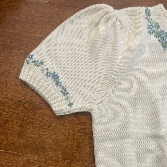 Vintage L.L Bean Embroodered Floral Sweater - Picture 3 of 9
